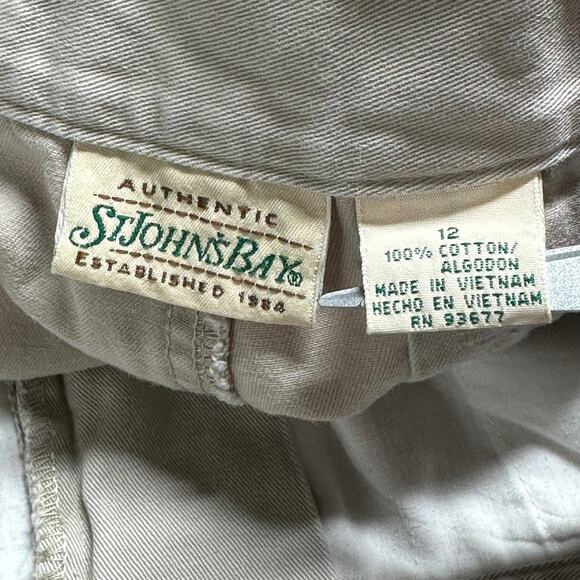 St Johns Bay Pants Womens 12 Beige Khaki Chino‎ Slim Tapered Crop 100% Cotton - Picture 3 of 6